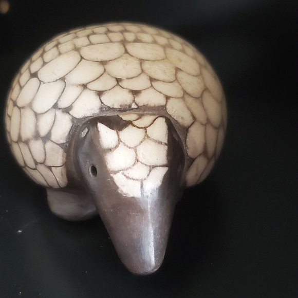 Signed Micol '92 Uruguay Beautiful Pottery Armadillo or Pangolin Original Micol - Picture 7 of 14